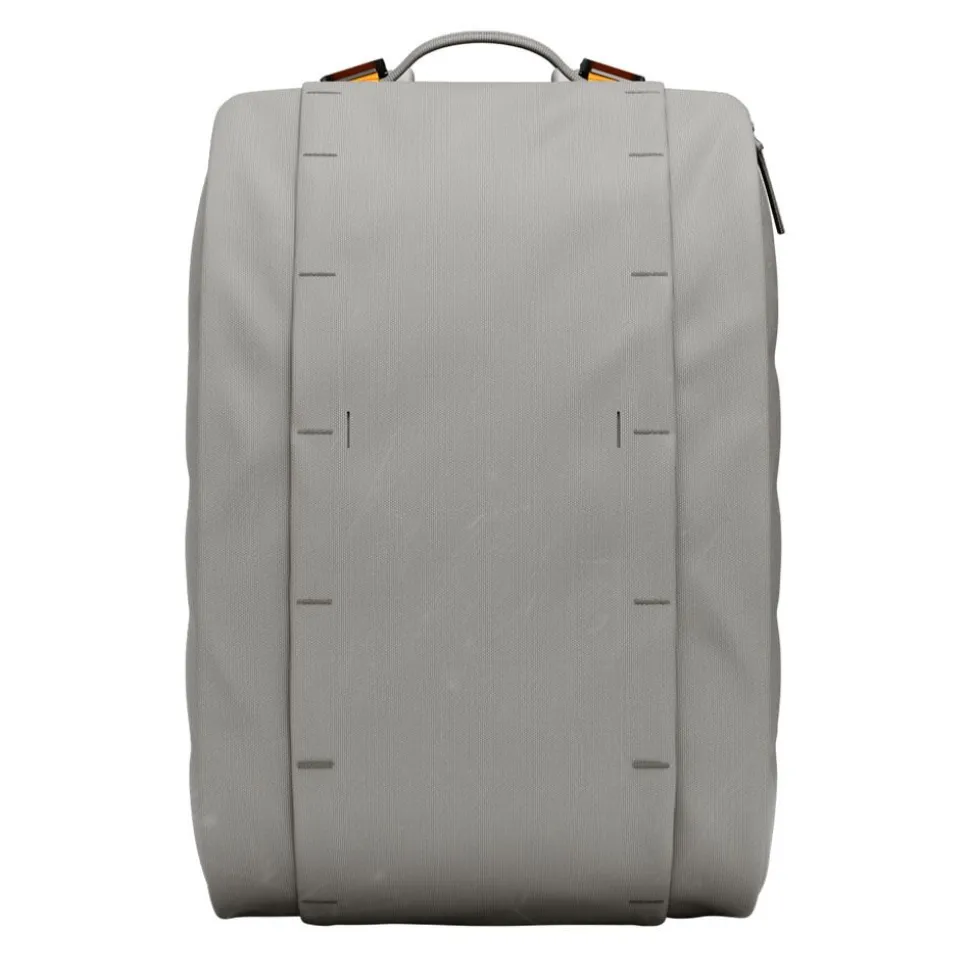Hugger Base Backpack 15L